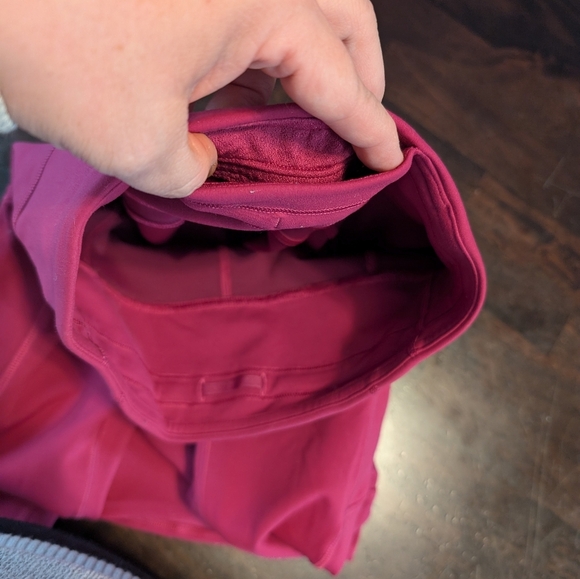 Lululemon High-Waisted Leggings w/ Pockets, Women's 2, Fushia - Picture 5 of 10